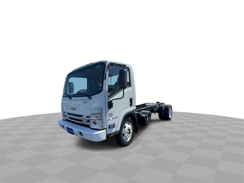 New 2024 Chevrolet Low Cab Forward 5500XD image 3