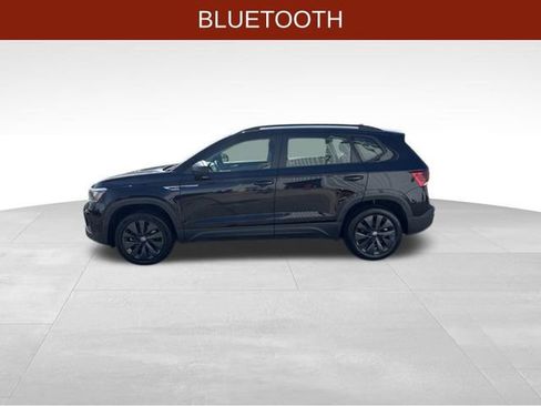 Used 2023 Volkswagen Taos S FWD image 4