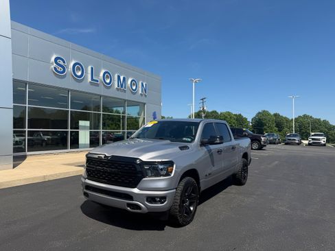 Used 2024 RAM 1500 Big Horn AWD/4WD image 2