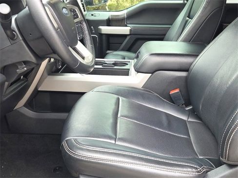 Used 2020 Ford F250 Lariat w/ Chrome Package image 18