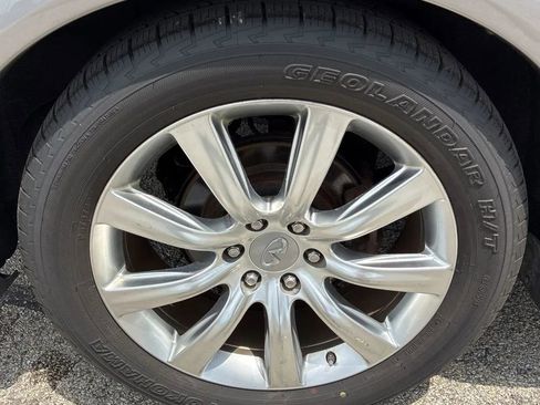 Used 2014 INFINITI QX80 4WD w/ Theater Package image 18