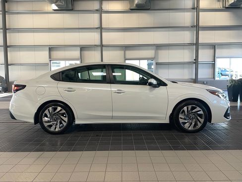 Used 2025 Subaru Legacy Limited AWD/4WD image 4