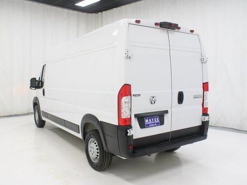 Used 2025 RAM ProMaster 2500 w/ Convenience Group image 20