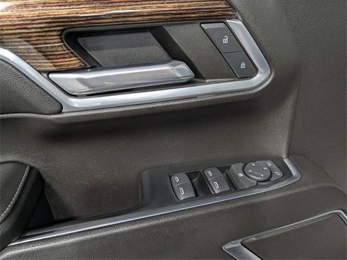 Used 2022 GMC Sierra 1500 Elevation image 15