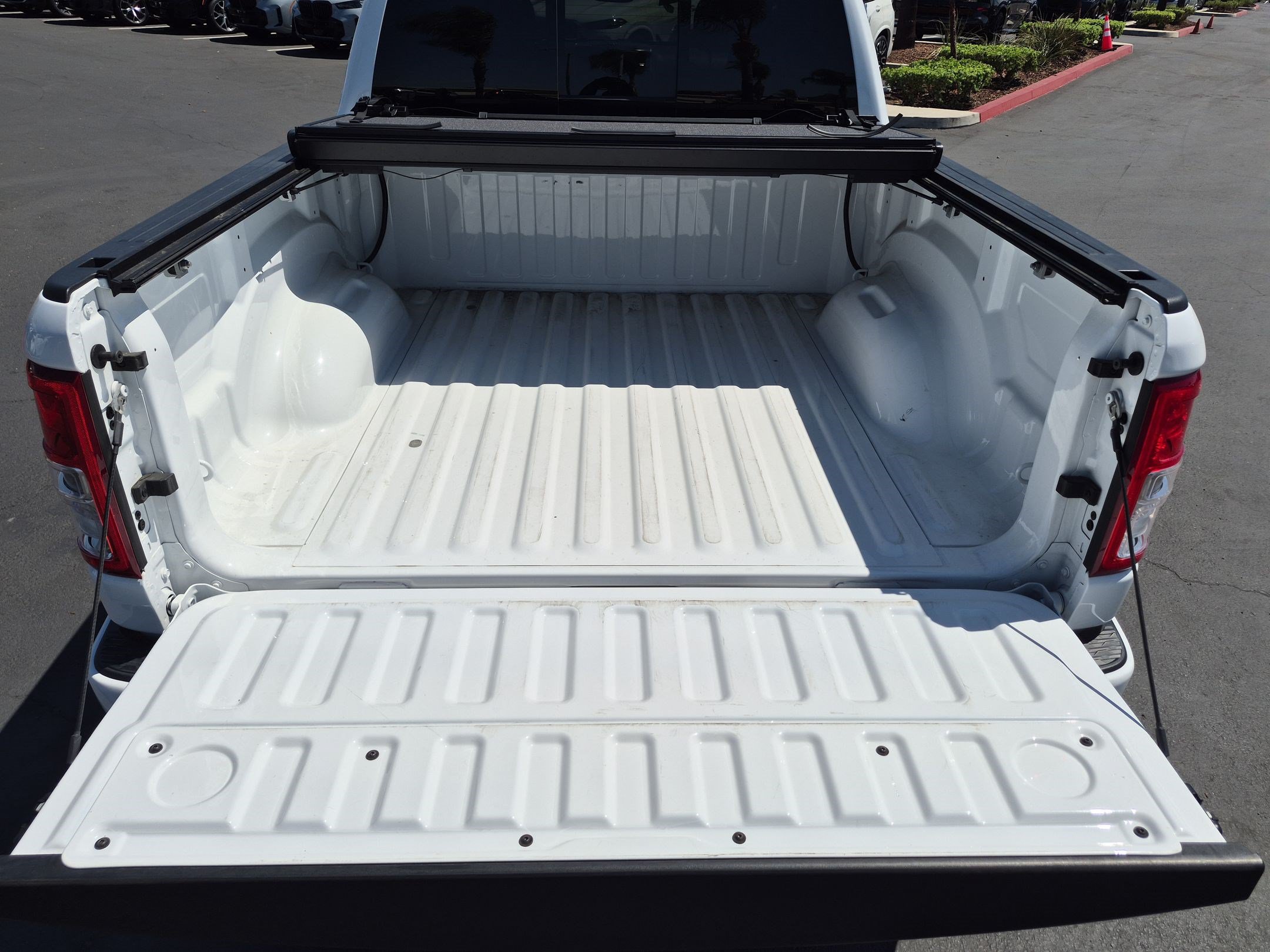 Used 2024 RAM 1500 Big Horn RWD image 30