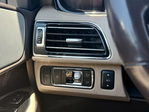 Used 2022 Lincoln Navigator Reserve AWD/4WD image 44