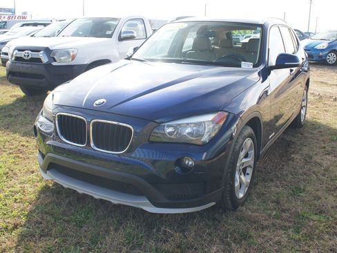Used 2015 BMW X1 sDrive28i image 1