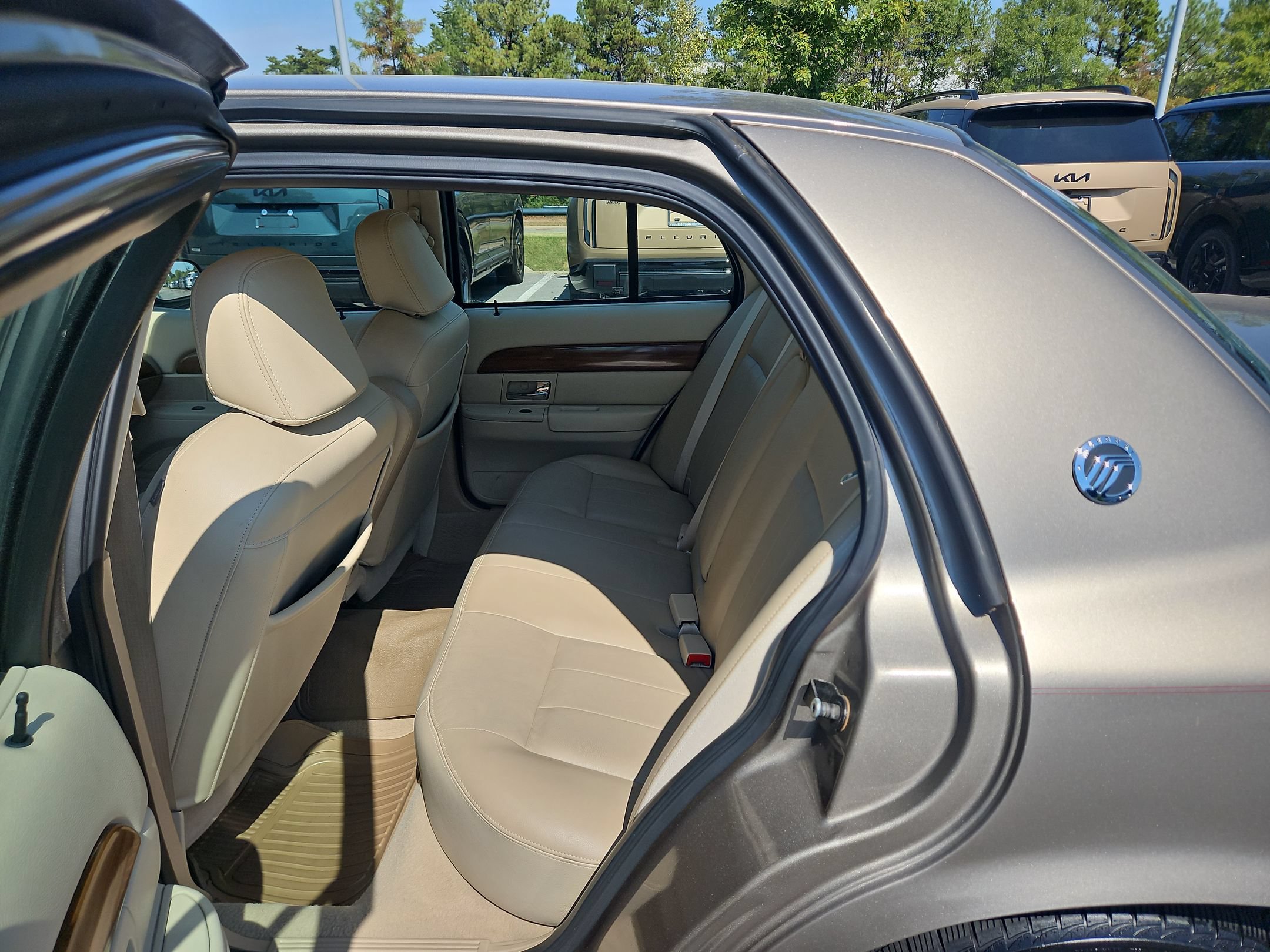 Used 2006 Mercury Grand Marquis LS RWD image 34