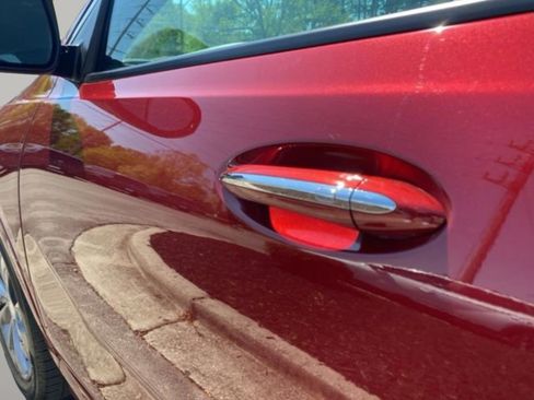 Used 2023 Buick Encore GX Select w/ Sport Touring Package image 12