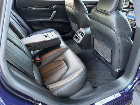 Used 2018 Maserati Quattroporte S GranSport image 23