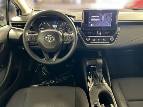 Used 2025 Toyota Corolla LE w/ LE Premium Package FWD image 24