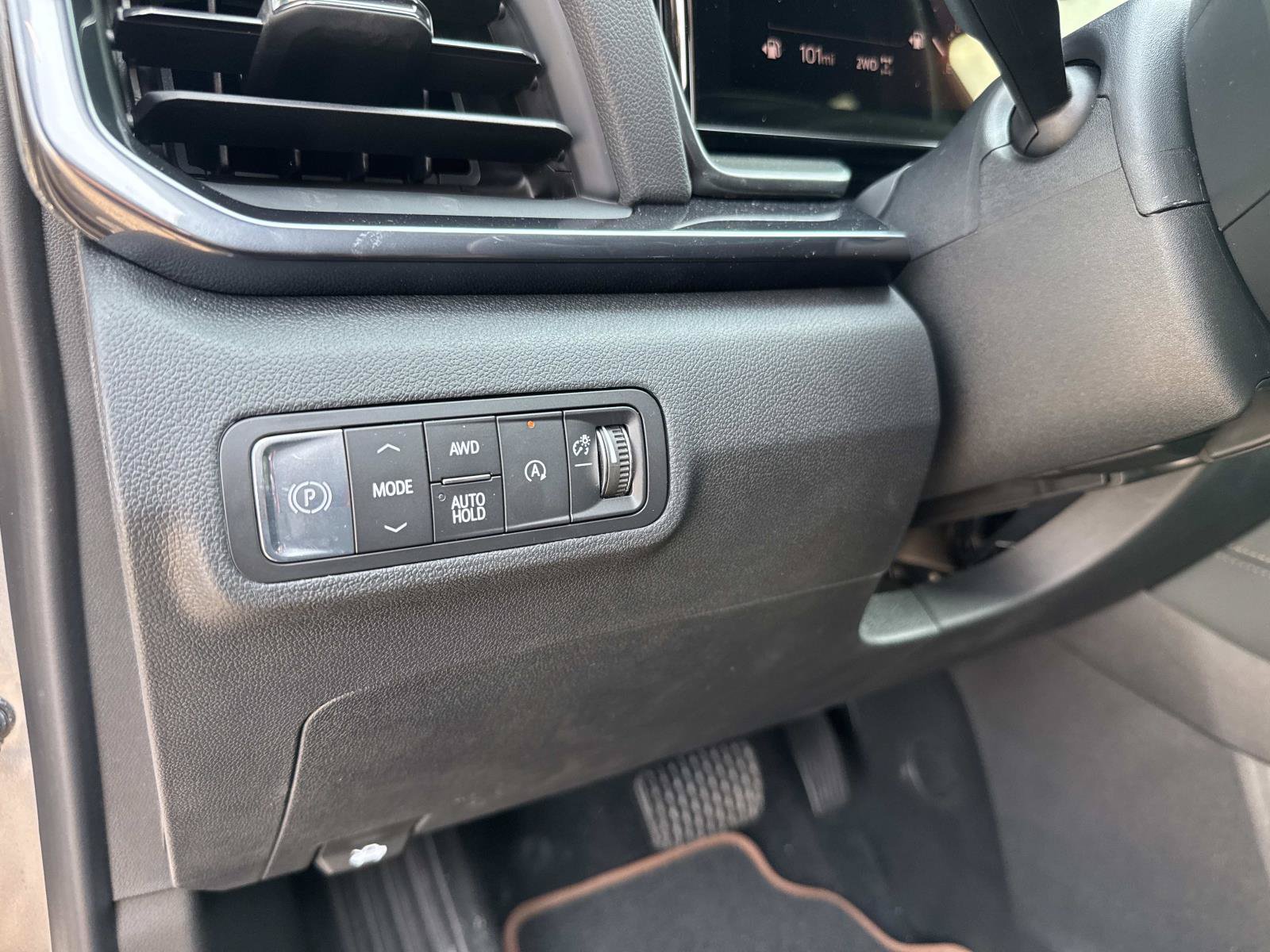 New 2026 GMC Terrain AT4 w/ Convenience Package III AWD/4WD image 34