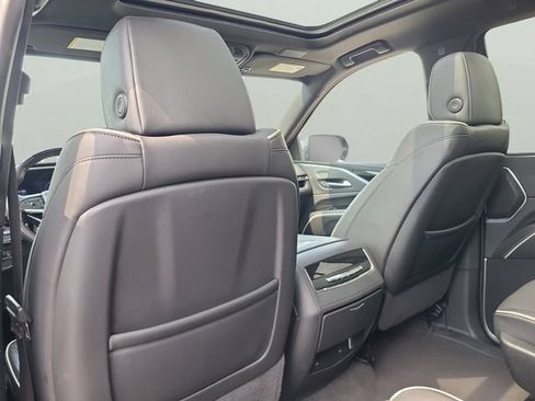 Used 2024 Cadillac Escalade Sport AWD/4WD image 10