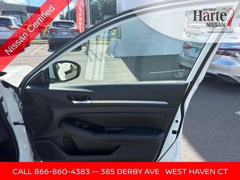Certified 2023 Nissan Altima 2.5 SV w/ SV Premium Package AWD/4WD image 27