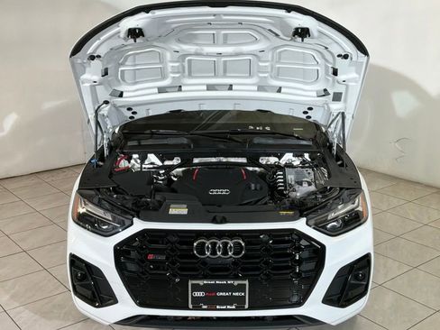 Used 2023 Audi SQ5 Premium Plus w/ Premium Plus Package image 16