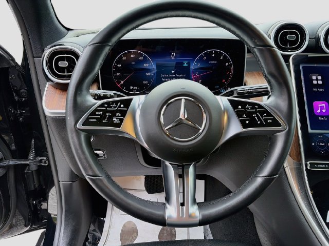 Certified 2025 Mercedes-Benz GLC 300 4MATIC image 11