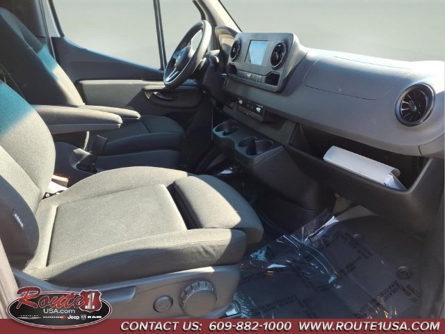 Used 2020 Mercedes-Benz Sprinter 3500 image 22