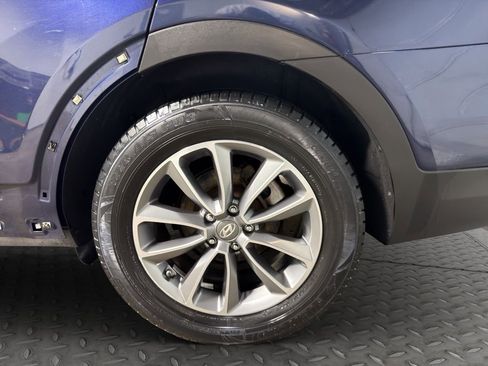 Used 2017 Hyundai Santa Fe SE image 22