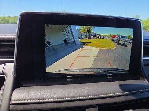 Certified 2023 Chevrolet Suburban Premier AWD/4WD image 19