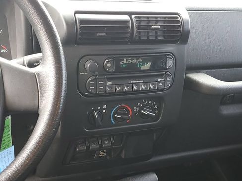 Used 2005 Jeep Wrangler Sport AWD/4WD image 19