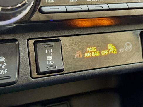 Certified 2023 Toyota RAV4 XLE Premium image 17