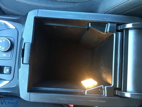 Used 2019 Chevrolet Traverse LT w/ LPO, Floor Liner Package image 44