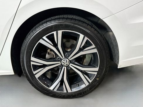 Used 2020 Volkswagen Passat 2.0T SEL FWD image 32
