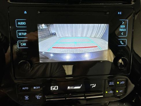 Used 2019 Toyota Prius XLE w/ Protection Package #3 AWD/4WD image 9