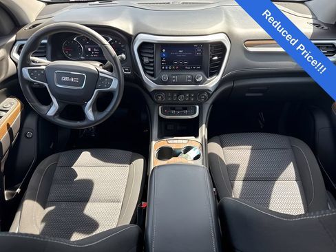 Used 2023 GMC Acadia SLE w/ Driver Convenience Package FWD image 30