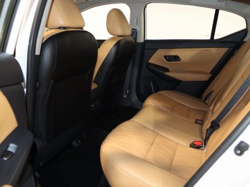 Used 2025 Nissan Sentra SV w/ SV Premium Package image 50