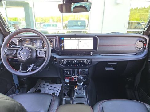 Used 2024 Jeep Wrangler Rubicon AWD/4WD image 16