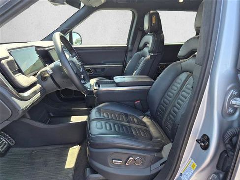 Used 2023 Rivian R1S Adventure AWD/4WD image 10