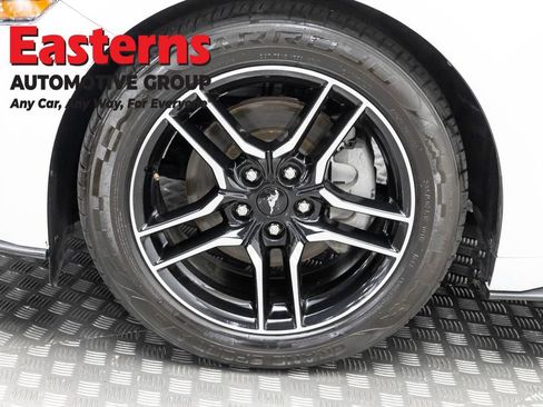 Used 2022 Ford Mustang Premium RWD image 29