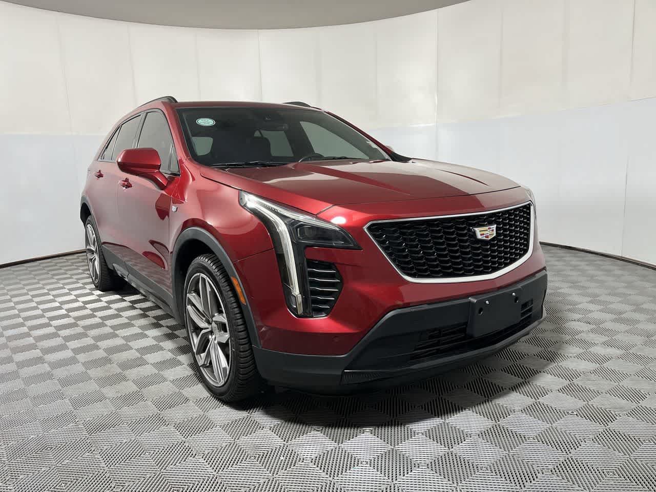 Used 2019 Cadillac XT4 Sport FWD image 2
