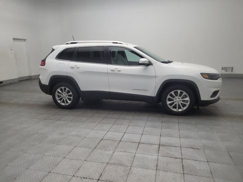 Used 2019 Jeep Cherokee Latitude w/ Popular Appearance Group FWD image 11