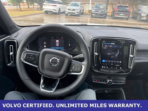 Certified 2023 Volvo XC40 Recharge Ultimate image 19
