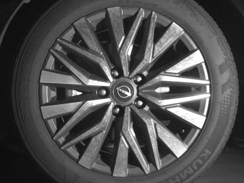 Used 2025 Nissan Altima 2.5 SV image 12