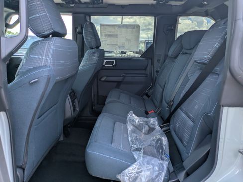 New 2026 Ford Bronco Heritage Edition AWD/4WD image 13