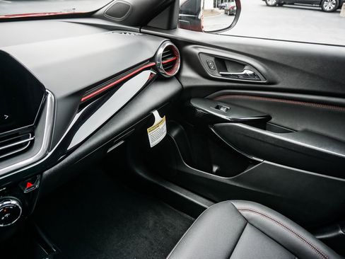 New 2026 Chevrolet Trax RS w/ Driver Confidence Package image 39