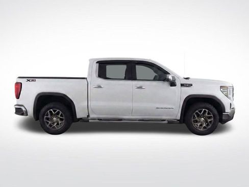 Certified 2022 GMC Sierra 1500 SLT w/ SLT Premium Plus Package image 9