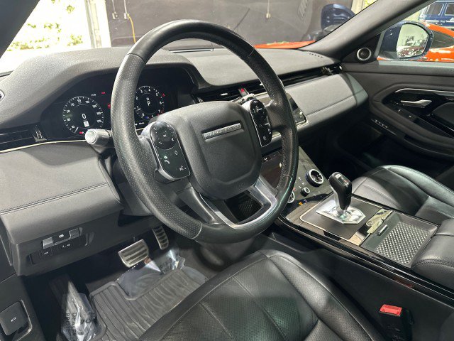 Used 2020 Land Rover Range Rover Evoque R-Dynamic SE AWD/4WD image 3