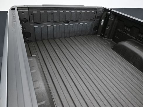 Used 2024 Chevrolet Silverado 1500 ZR2 w/ Technology Package image 44