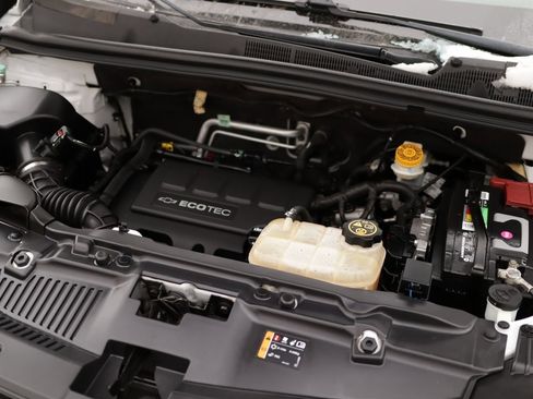 Used 2019 Chevrolet Trax LS image 27