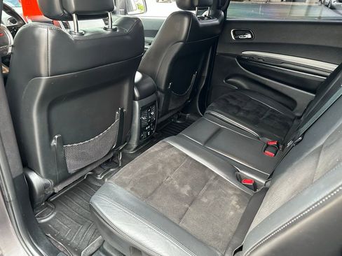 Used 2018 Dodge Durango GT RWD image 17
