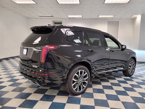 New 2025 Cadillac XT6 Sport w/ Technology Package image 11