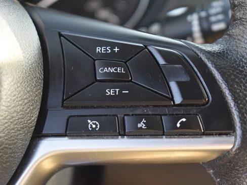 Used 2019 Nissan Rogue SV FWD image 28