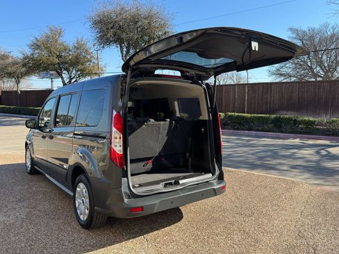 Used 2018 Ford Transit Connect XL image 9