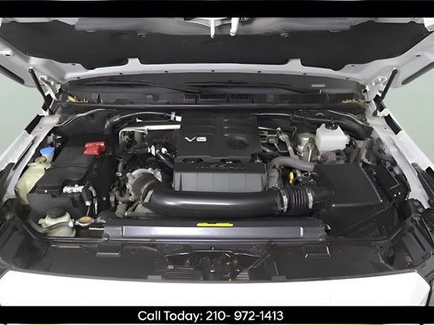 Used 2023 Nissan Frontier SV w/ Technology Package image 19