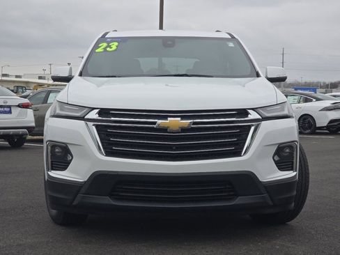 Used 2023 Chevrolet Traverse LT image 7