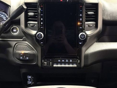 New 2026 RAM 2500 Tradesman AWD/4WD image 15